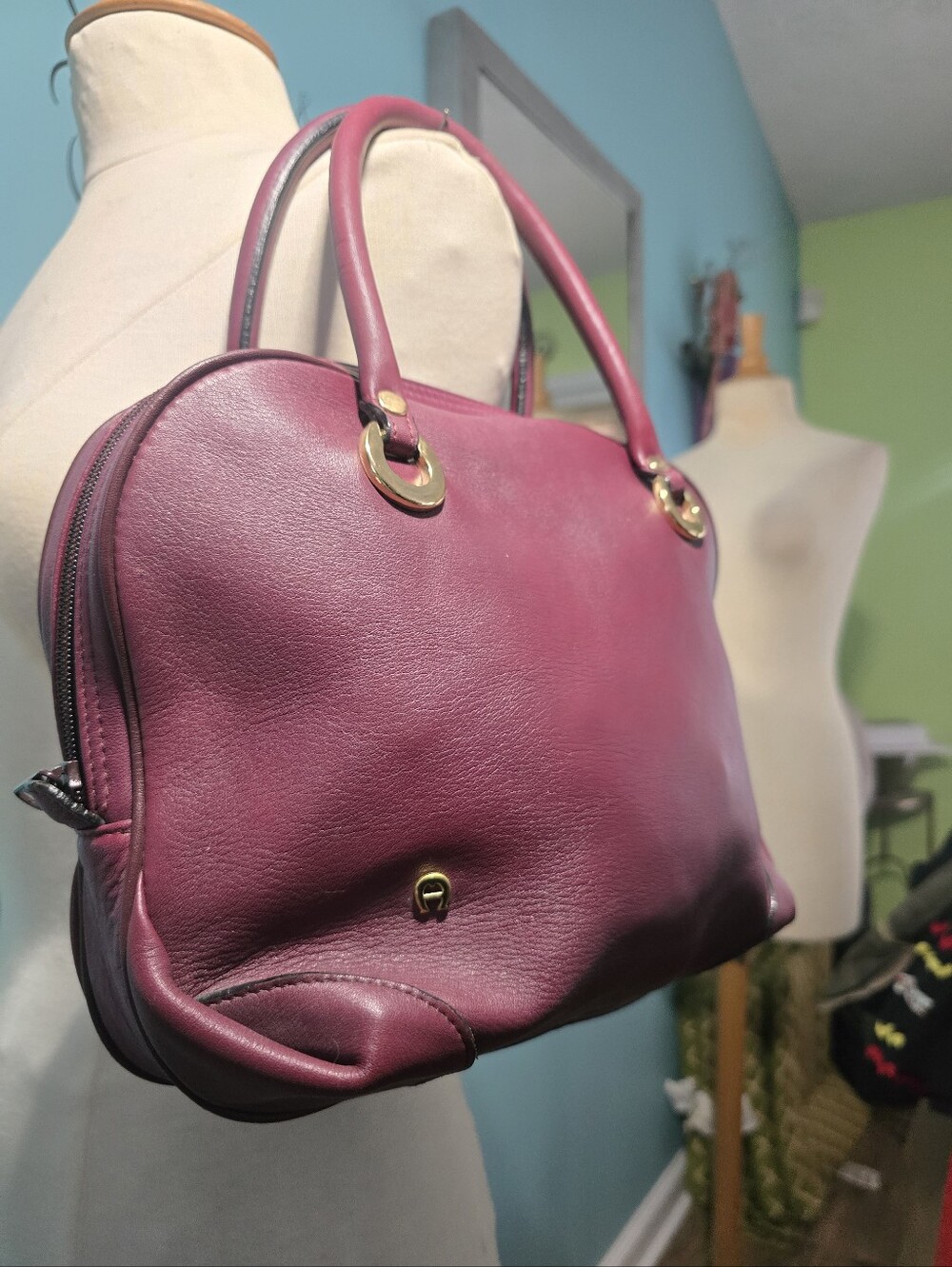 Etienne Aigner Leather Tote Bag in Burgundy - Picture 2 of 7